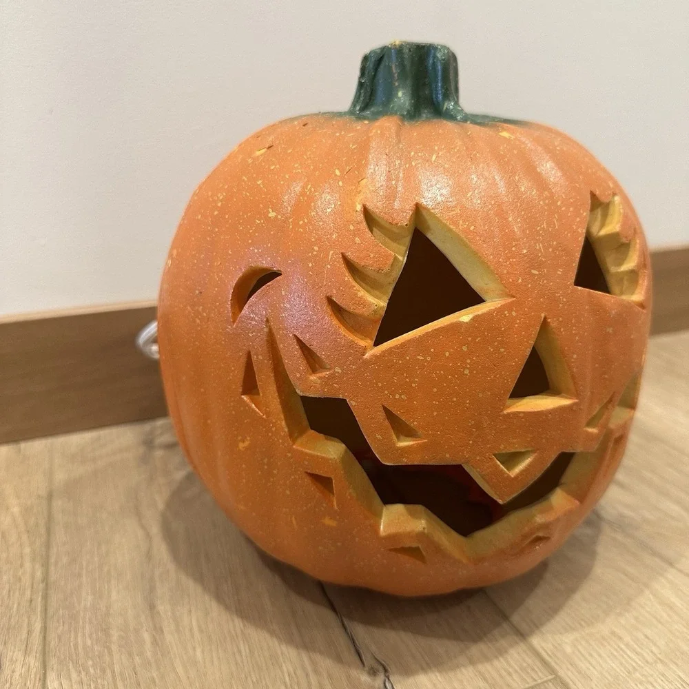 VTG‎ Blow Mold Halloween Jack O Lantern Light 90s Eyelashes Pumpkin